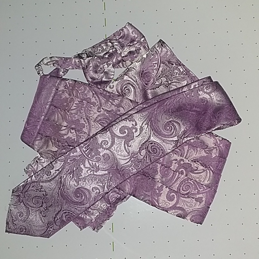 heather cummerbund set